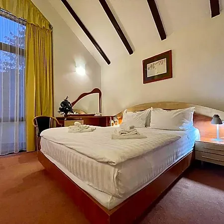 Hotel Condor
